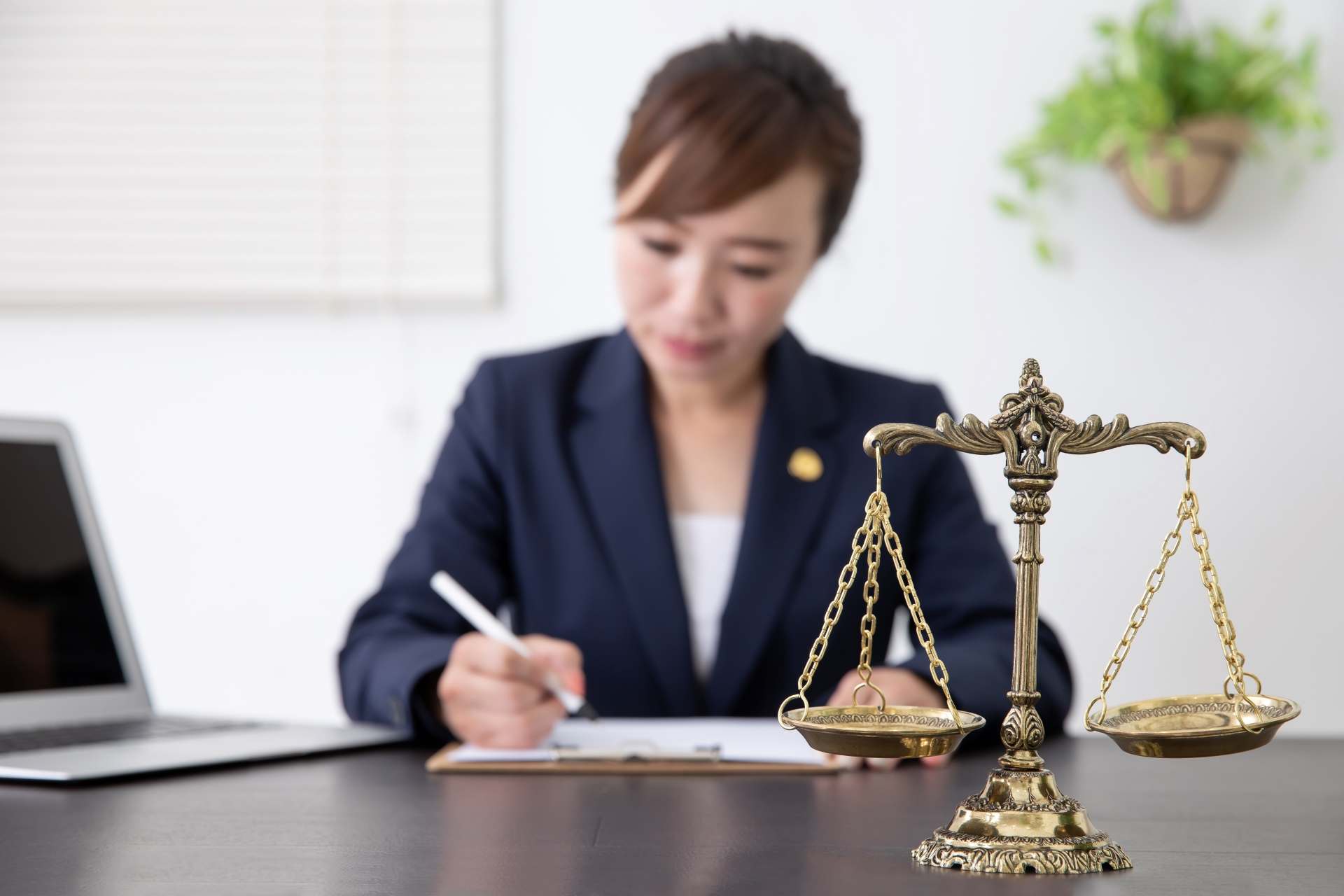 交通事故 弁護士特約